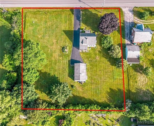 1030 Saunders Sett Road, Lewiston, NY 14305