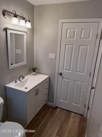 2418 Lorene Ave, Louisville, KY 40216