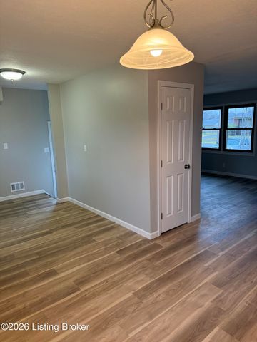 2418 Lorene Ave, Louisville, KY 40216