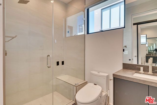 11347 Mississippi Avenue, Los Angeles, CA 90025