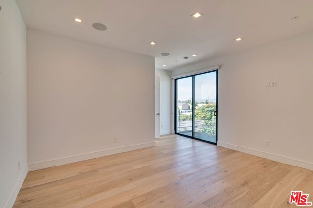 11347 Mississippi Avenue, Los Angeles, CA 90025