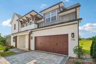 716 Flare Drive, Tega Cay, SC 29708