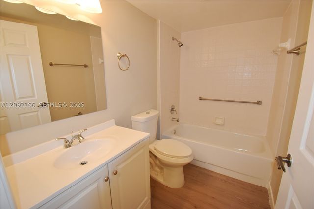 10360 NW 30th Ct 405, Sunrise, FL 33322