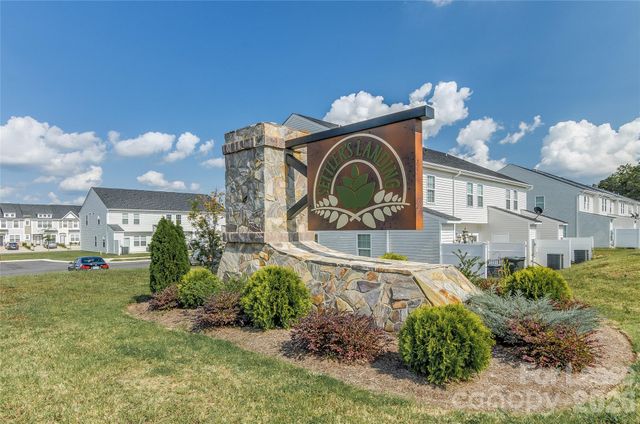 362 Halton Crossing Drive SW, Concord, NC 28027
