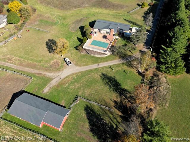 1656 S Lapeer Road, Lapeer, MI 48446