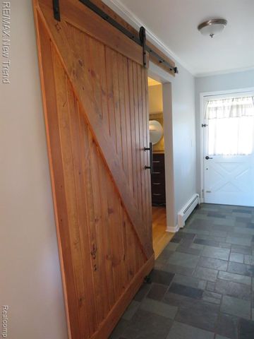 1656 S Lapeer Road, Lapeer, MI 48446