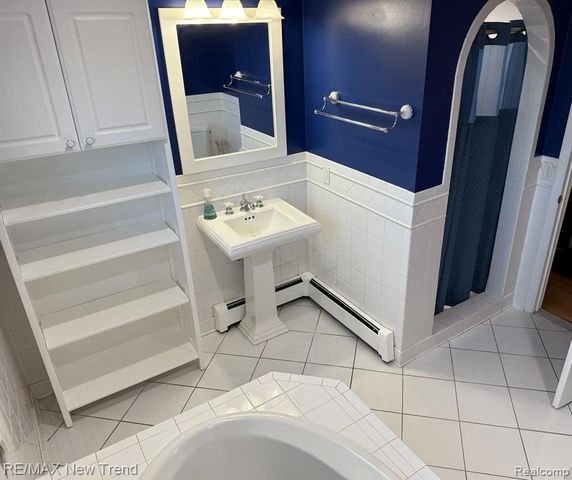 1656 S Lapeer Road, Lapeer, MI 48446