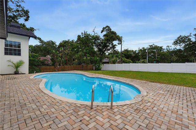 17 PINEWOOD CIRCLE, Safety Harbor, FL 34695