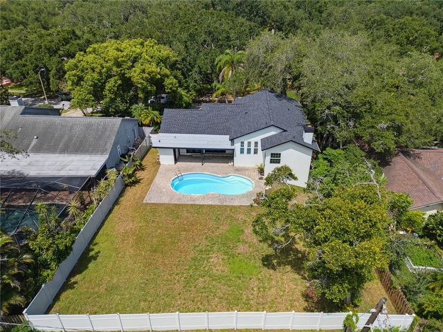 17 PINEWOOD CIRCLE, Safety Harbor, FL 34695