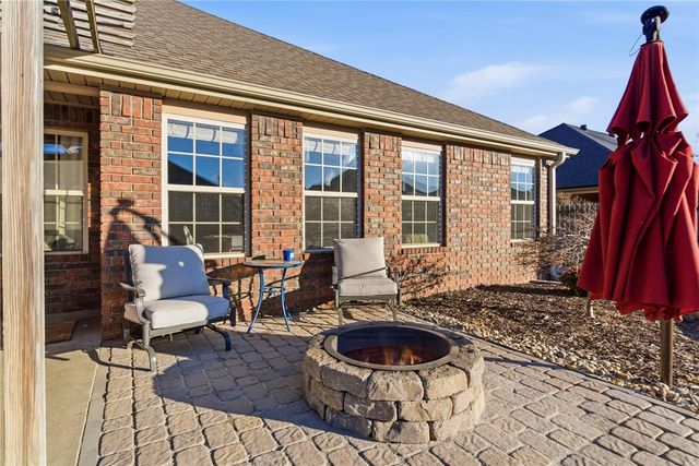 961 Harvest Street, Centerton, AR 72719