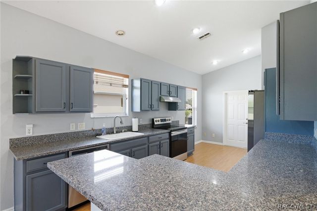 1874 W Angelica Loop, Lecanto, FL 34461