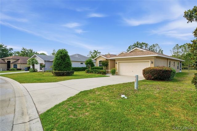 1874 W Angelica Loop, Lecanto, FL 34461