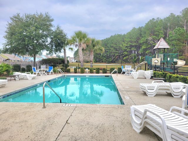 609 Sienna Way, Summerville, SC 29486