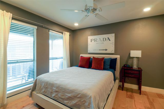 909 Reinli ST 221, Austin, TX 78751