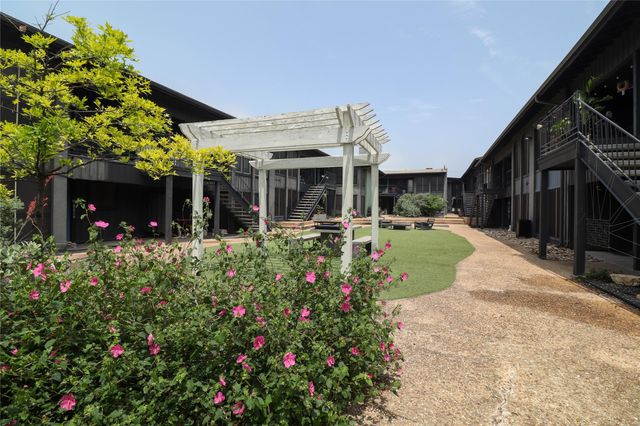 909 Reinli ST 221, Austin, TX 78751