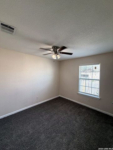 7043 Hallie Ridge, San Antonio, TX 78227