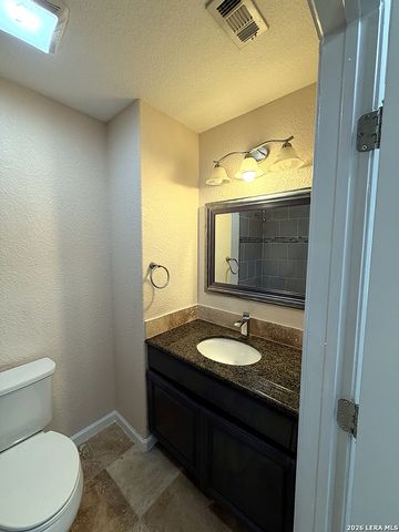 7043 Hallie Ridge, San Antonio, TX 78227