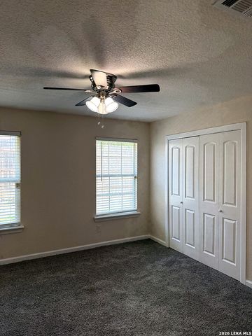 7043 Hallie Ridge, San Antonio, TX 78227