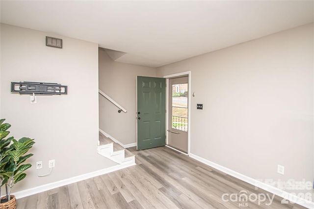 8839 Hunter Ridge Drive, Charlotte, NC 28226
