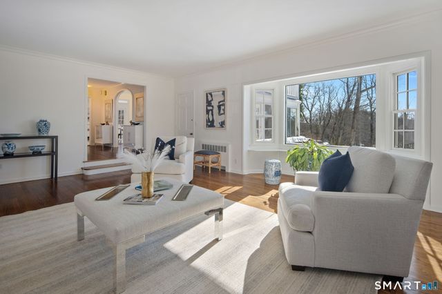 2 Wahackme Lane, New Canaan, CT 06840