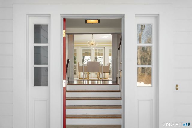 2 Wahackme Lane, New Canaan, CT 06840