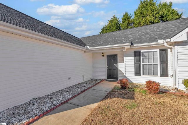 3 Rivereen Way, Simpsonville, SC 29680