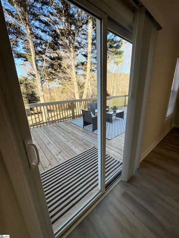 3 Rivereen Way, Simpsonville, SC 29680