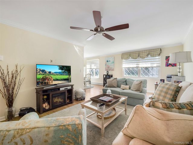 461 Sierra Vista Lane, Valley Cottage, NY 10989