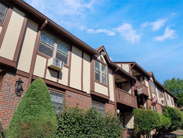 461 Sierra Vista Lane, Valley Cottage, NY 10989