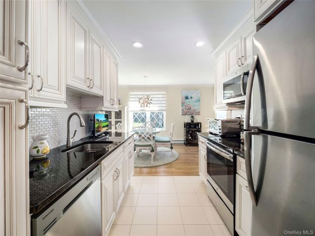 461 Sierra Vista Lane, Valley Cottage, NY 10989