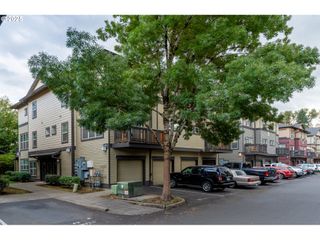 22848 Sw FOREST CREEK Dr 200, Sherwood, OR 97140