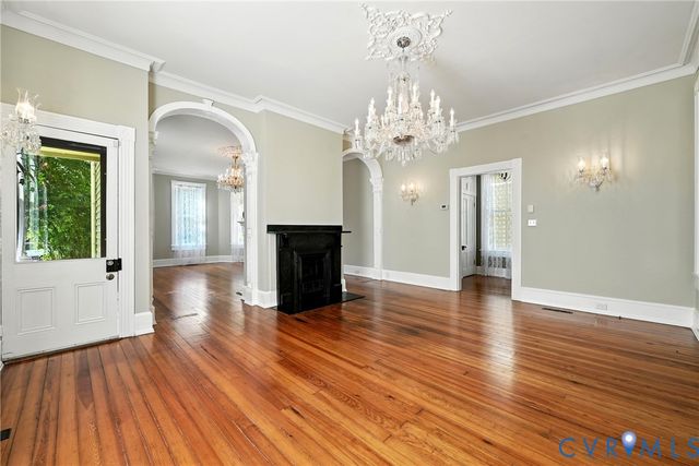533 High St, Petersburg, VA 23803