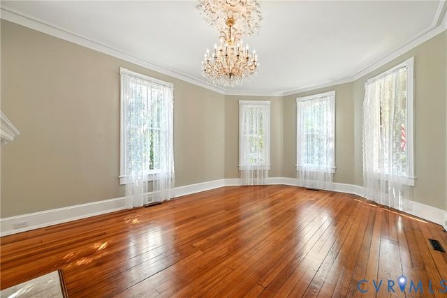 533 High St, Petersburg, VA 23803