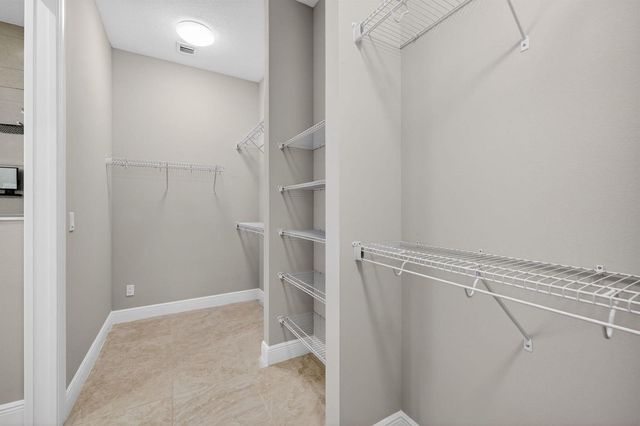 9318 SW Miracoli Way, Port St. Lucie, FL 34987