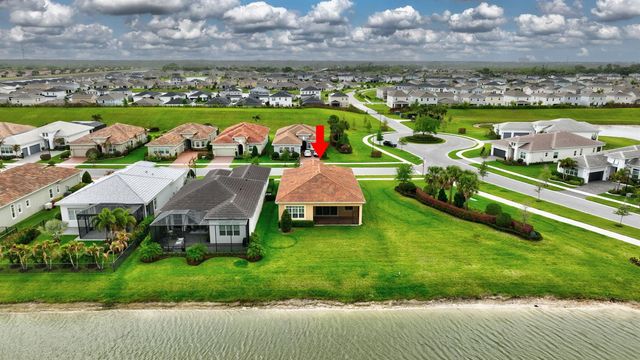 9318 SW Miracoli Way, Port St. Lucie, FL 34987
