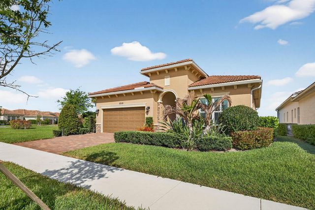 9318 SW Miracoli Way, Port St. Lucie, FL 34987