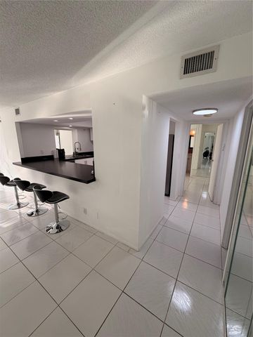 800 Parkview Dr 103, Hallandale Beach, FL 33009