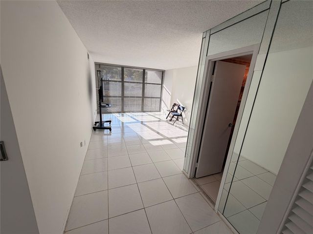 800 Parkview Dr 103, Hallandale Beach, FL 33009