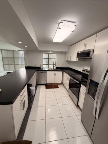 800 Parkview Dr 103, Hallandale Beach, FL 33009