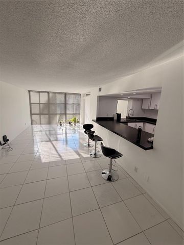 800 Parkview Dr 103, Hallandale Beach, FL 33009