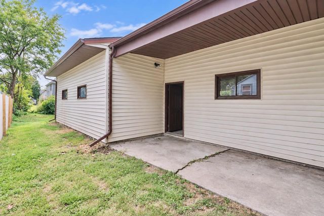 756 8th Street, Beloit, WI 53511