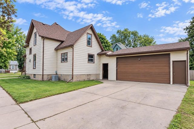 756 8th Street, Beloit, WI 53511