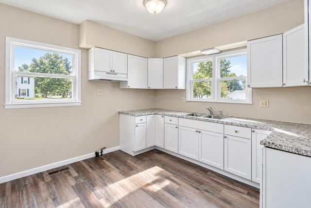 756 8th Street, Beloit, WI 53511