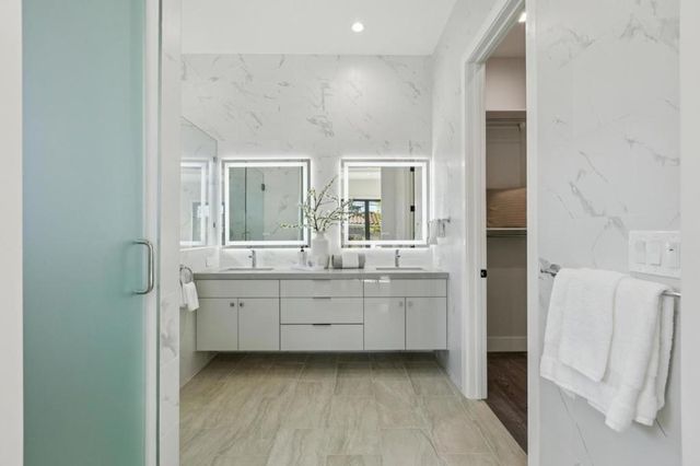 12584 Paseo Flores, Saratoga, CA 95070