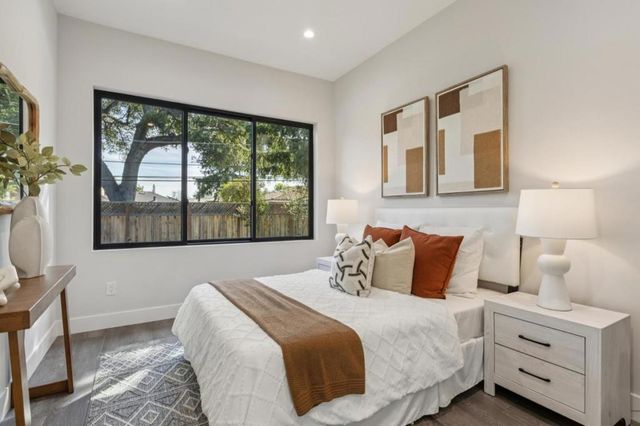 12584 Paseo Flores, Saratoga, CA 95070