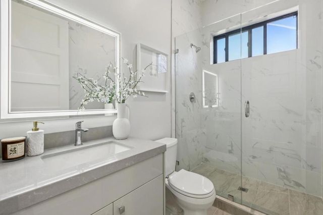 12584 Paseo Flores, Saratoga, CA 95070