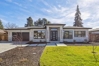 12584 Paseo Flores, Saratoga, CA 95070
