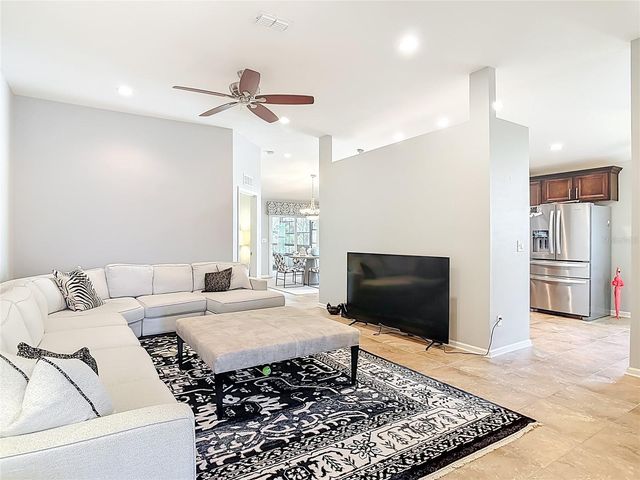 21 ARROWHEAD DRIVE, Palm Coast, FL 32137