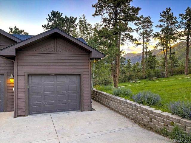 4660 Hagerman Ave, Cascade, CO 80809