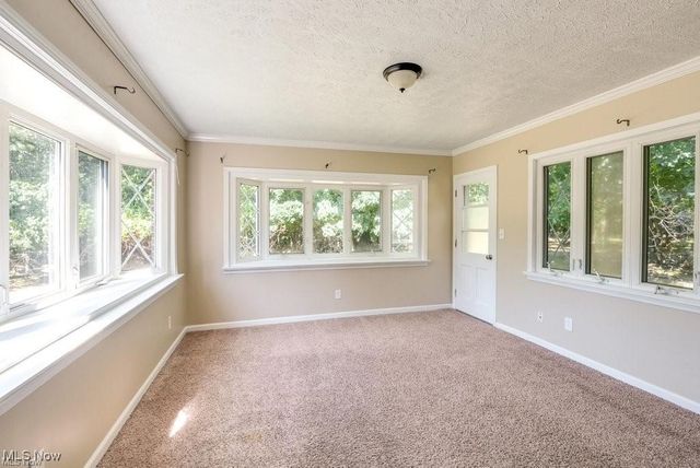 145 Richmond Road, Richmond Heights, OH 44143